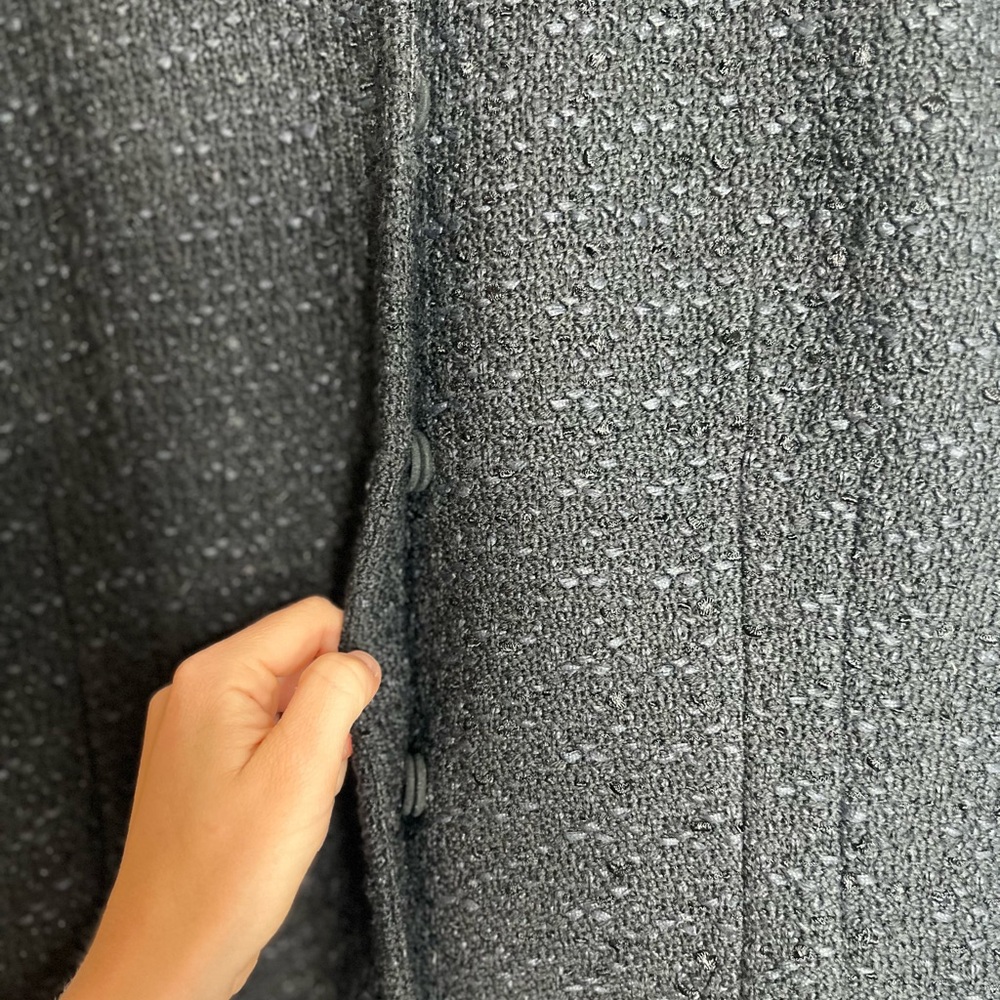 St. John Caviar Knit Black Cap Sleeve Button Down Wool Blend Jacket Size 8 - Picture 8 of 10